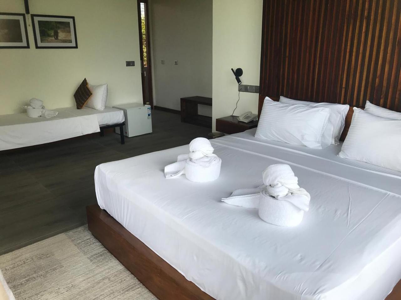 Thimbiri Wewa Resort Wilpattu Exterior photo