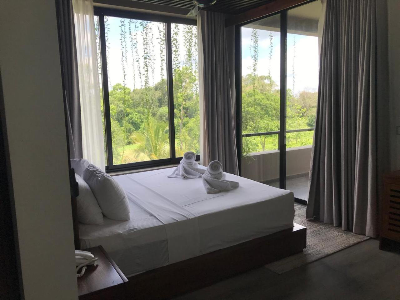 Thimbiri Wewa Resort Wilpattu Exterior photo
