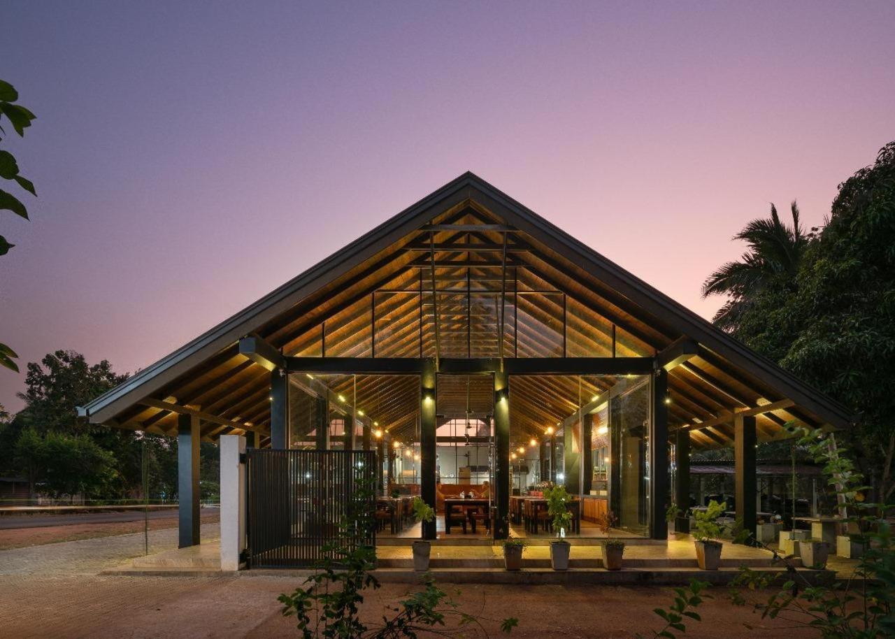 Thimbiri Wewa Resort Wilpattu Exterior photo